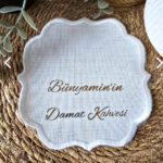 Söz Ve Nişan Için Damat Kahve Peçetesi (Kumaş Kokteyl Peçete) İsimli Damat Kahvesi (Alex Brush)